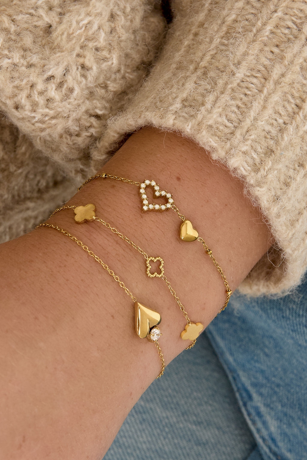 14K verguld roestvrijstalen bedelarmbanden met klavermotief, eenvoudige dagelijkse sieradenserie voor dames.